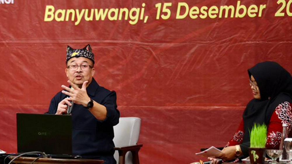 Pemkab Banyuwangi menghadirkan Rhenald Kasali untuk menguatkan ASN menghadapi Quantum Age, era perubahan cepat berbasis teknologi dan AI.