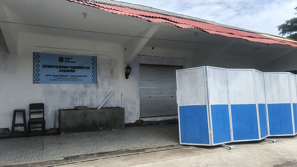 IKUT LIBUR: Salah satu dapur SPPG di Kelurahan Kebalenan yang tidak beroperasi, Senin (22/12).