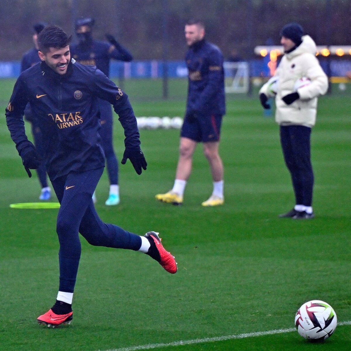 BURSA TRANSFER: Lucas Beraldo dirumorkan akan meninggalkan PSG di bulan Januari 2026