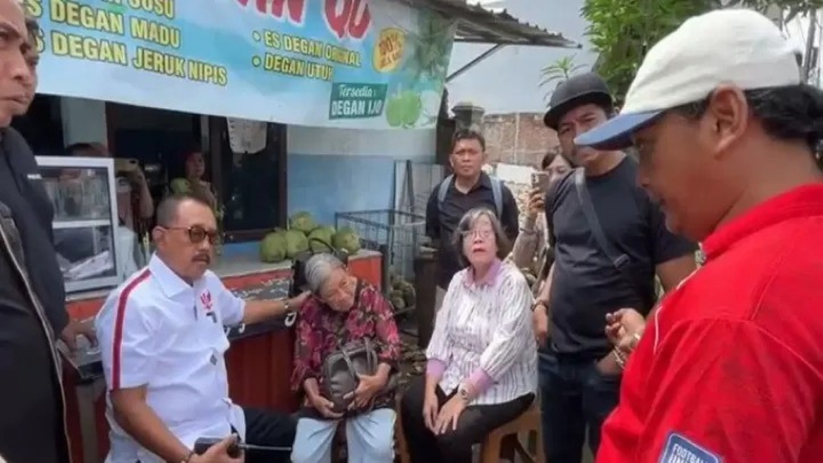 Ratusan Arek Suroboyo menolak dugaan premanisme ormas Madas.