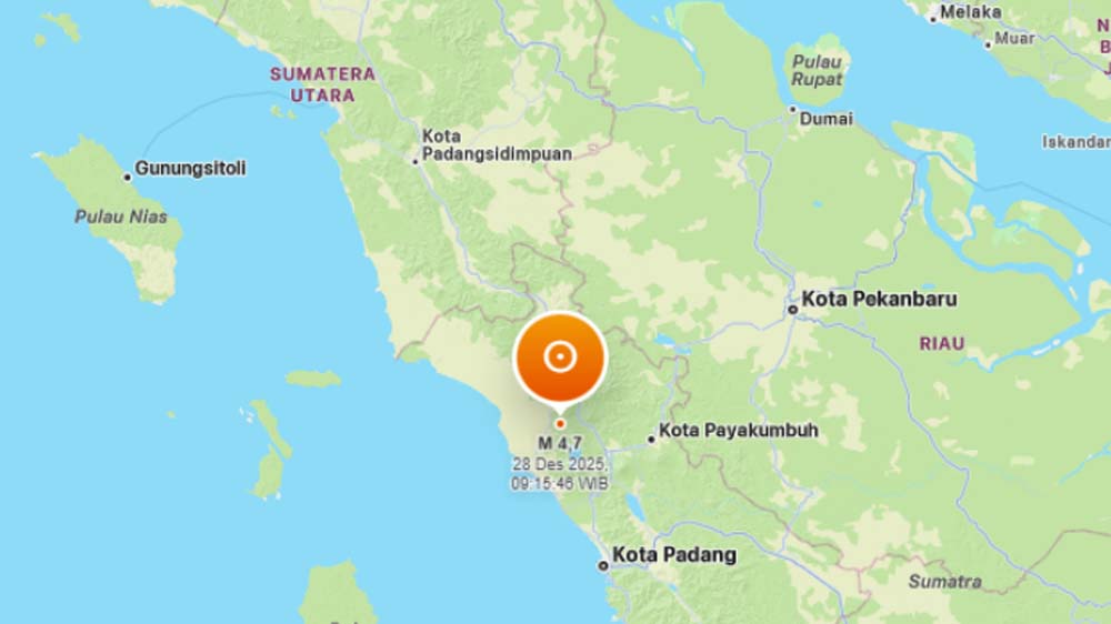 Gempa magnitudo 4,7 mengguncang Agam dan Pasaman, Sumatera Barat, Minggu pagi. BMKG pastikan gempa dangkal ini tak berpotensi tsunami.