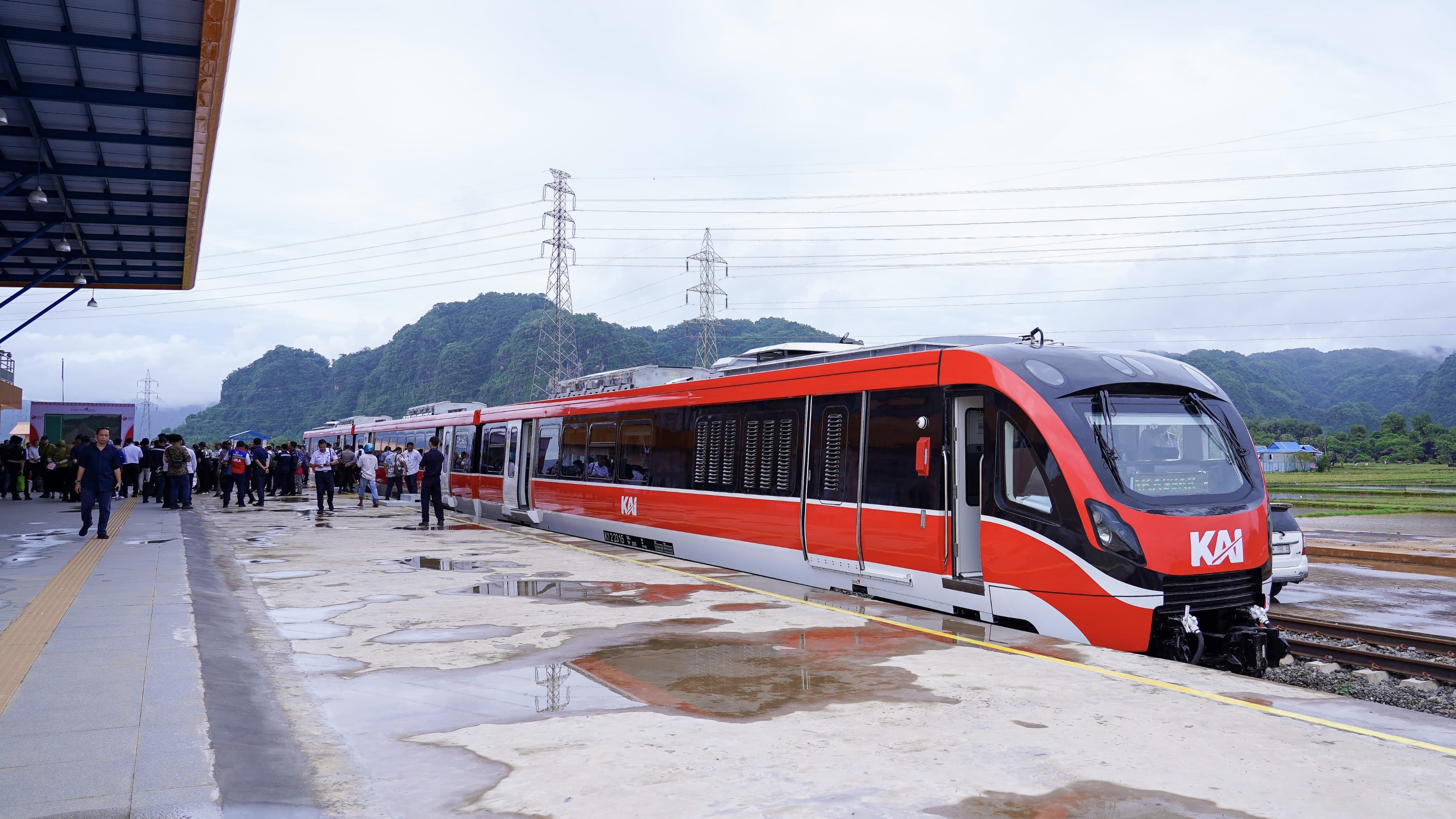 KA Makassar-Parepare layani 318.311 penumpang sepanjang 2025.