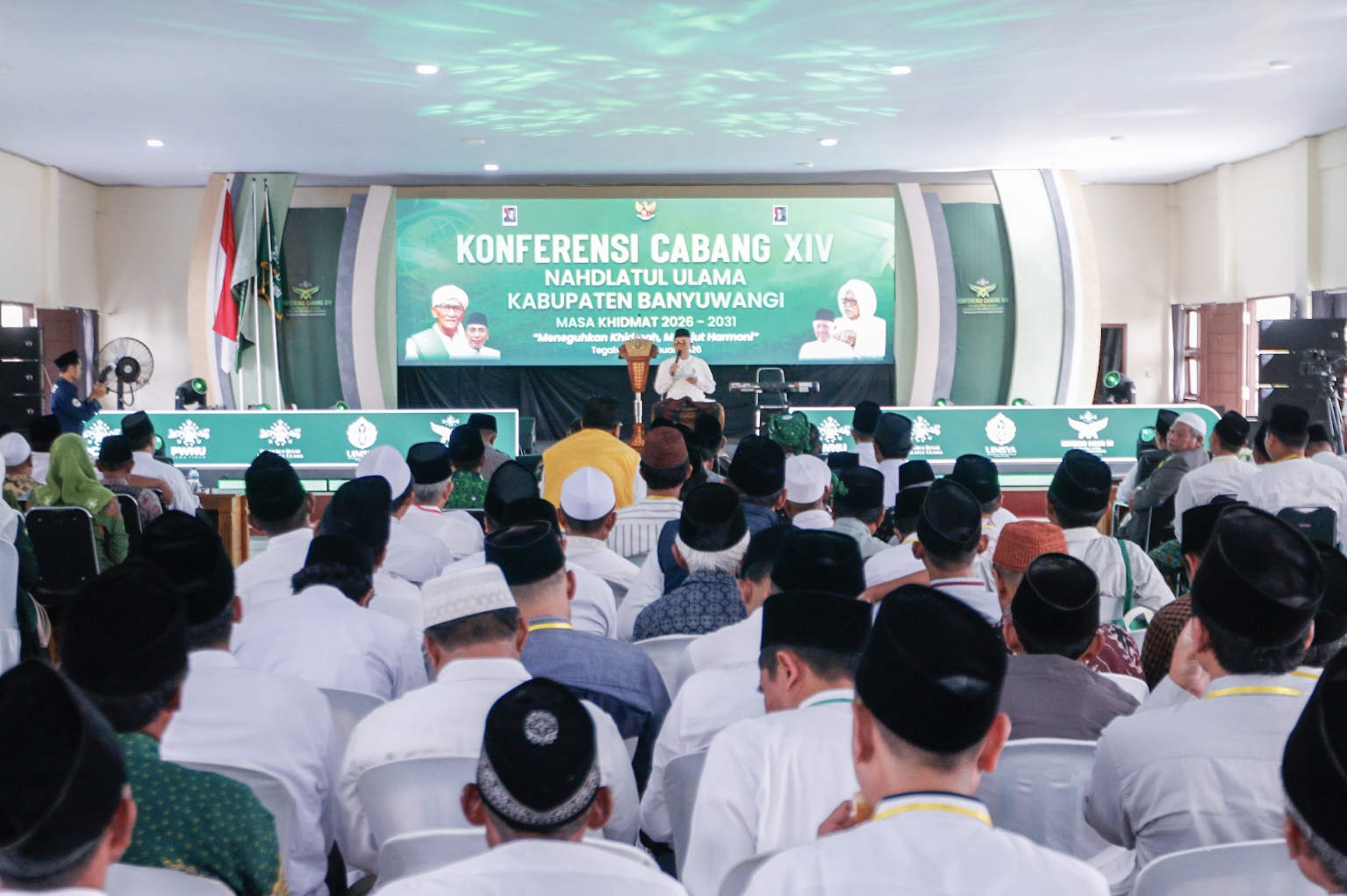 Konferensi Cabang XIV PCNU Banyuwangi di Kampus Universitas KH Mukhtar Syafaat (UIMSYA) Darussalam, Blokagung, Kecamatan Tegalsari.