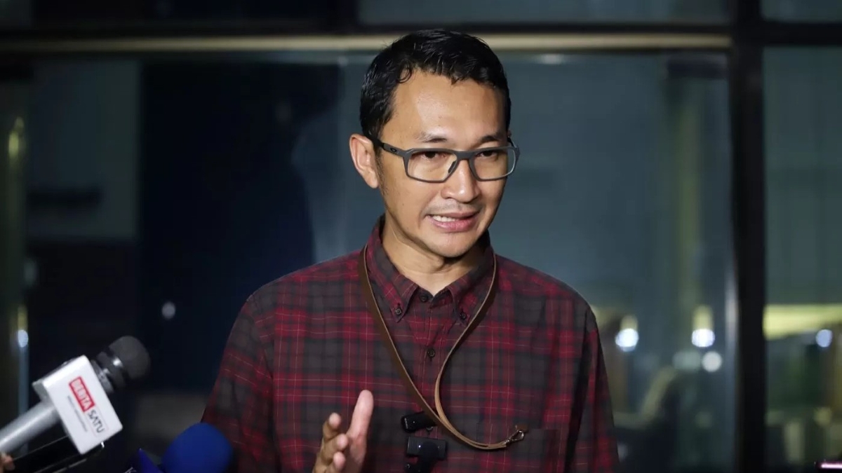 KPK memanggil pegawai BPK sebagai saksi kasus dugaan suap proyek jalur kereta api DJKA Kemenhub.