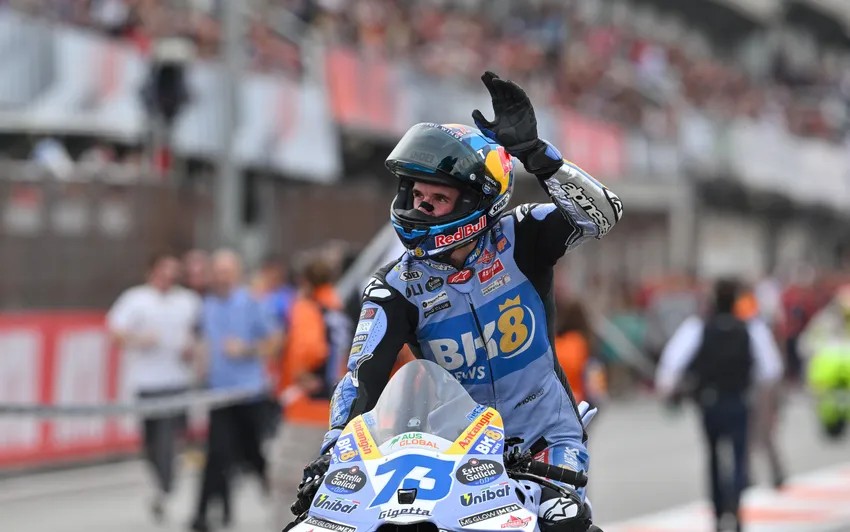 Alex Marquez memilih bertahan di Gresini Racing.