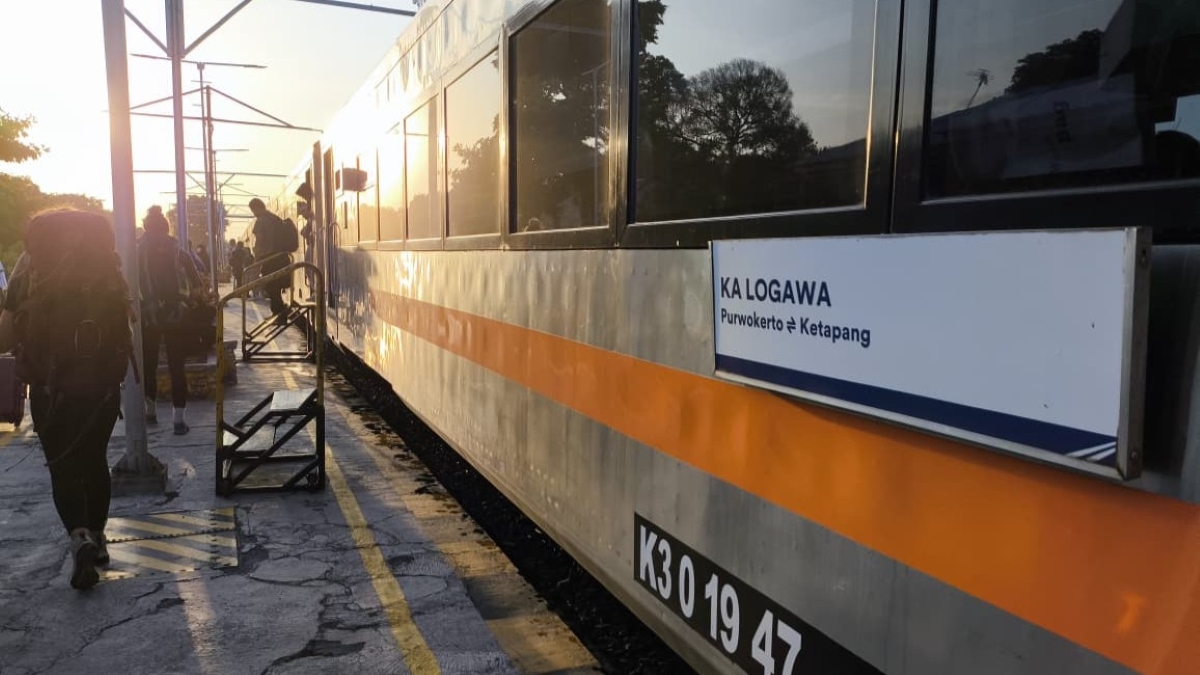 Arus pelanggan kereta api relasi Banyuwangi&ndash;Malang&ndash;Purwokerto tumbuh signifikan saat Nataru.