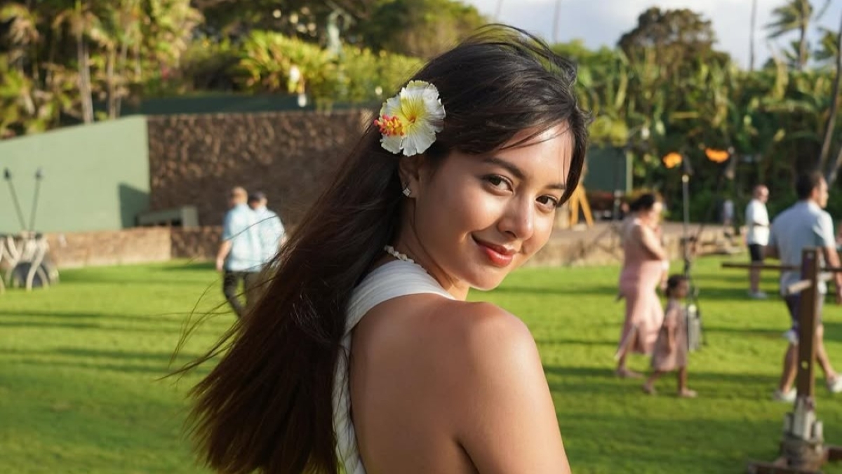 Kisah Aurelie Moeremans melalui buku Broken Strings.