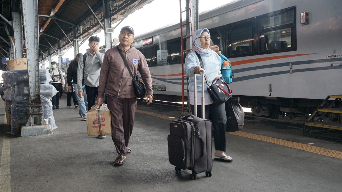 KAI Daop 4 Semarang sediakan tarif reduksi tiket kereta api.