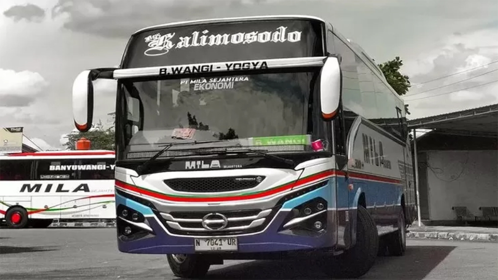Bus Akas Mila jadi solusi transportasi rute Banyuwangi-Jogjakarta.
