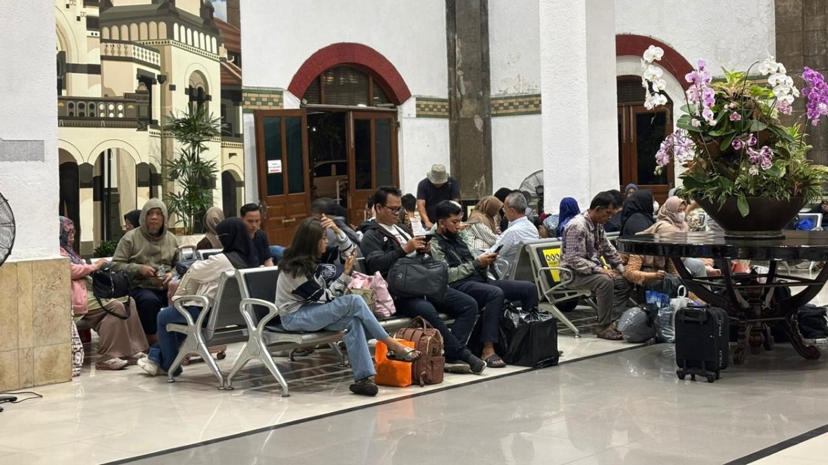 KAI Daop 4 Semarang terus menormalisasi jalur KA Kaliwungu-Kalibodri pasca luapan air.