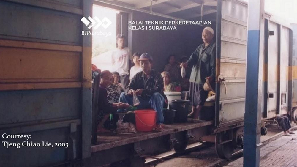 Foto Kenangan Kereta Api Panarukan &ndash; Kalisat Jember.