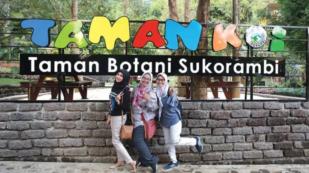 FOTO DULU: Begitu banyak wahana di Taman Botani Sukorambi yang bisa dijadikan spot menarik bagi para wisatawan untuk berswafoto.