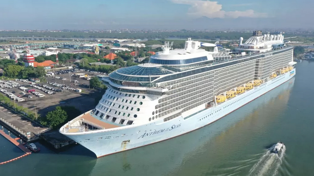 Pelabuhan Benoa di Denpasar direncanakan menjadi pusat wisata maritim dengan kemampuan melayani lima kapal pesiar tipe Voyager.