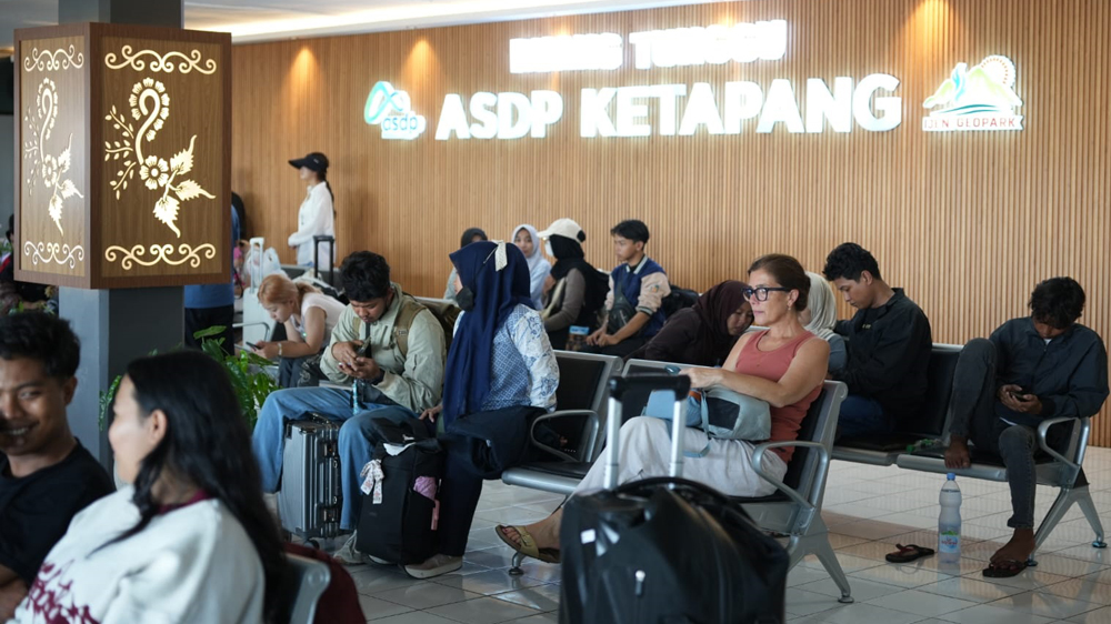 LANCAR: Selama libur panjang Isra Mikraj total 121.116 orang melintasi Selat Bali.