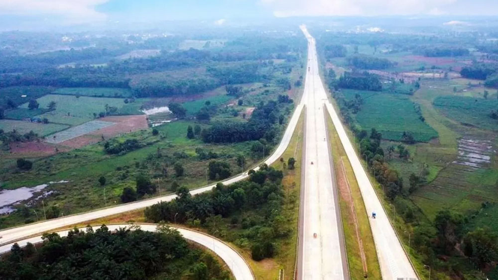 Proyek pembangunan Jalan Tol Trans Sumatra (JTTS) ruas Betung (Simpang Sekayu)-Tempino-Jambi seksi 2B.