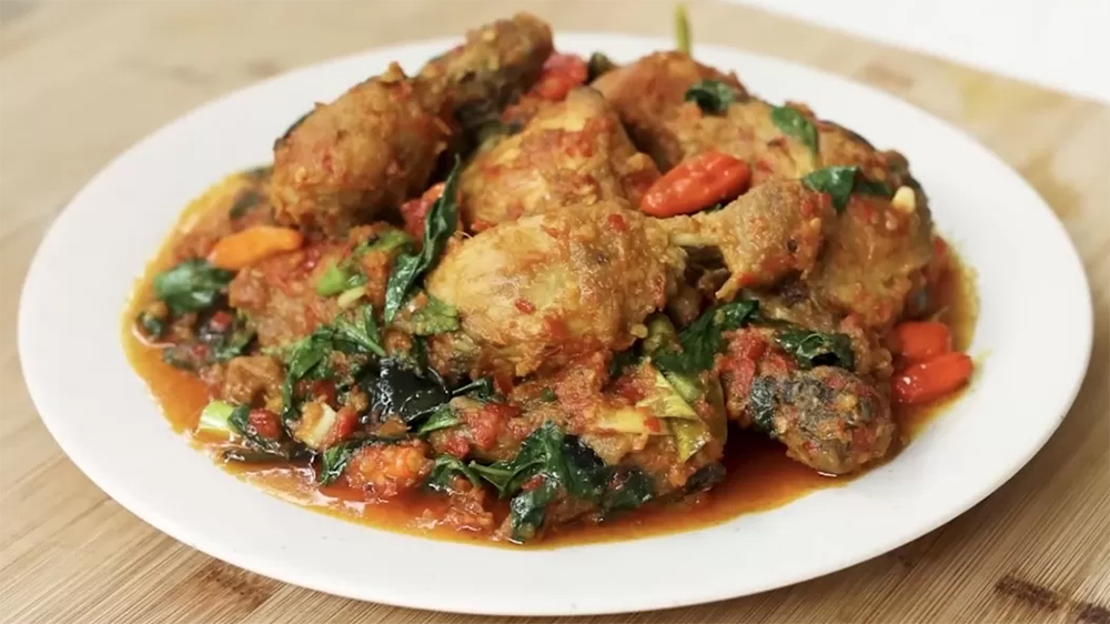 ILUSTRASI masakan ayam rica-rica kemangi.