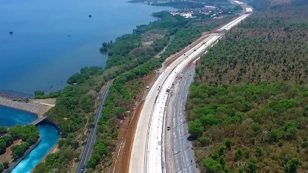 Kementerian PUPR membeberkan progres tol Probolinggo&ndash;Situbondo hampir selesai, sementara tahap 2 menuju Banyuwangi masih tahap perencanaan.