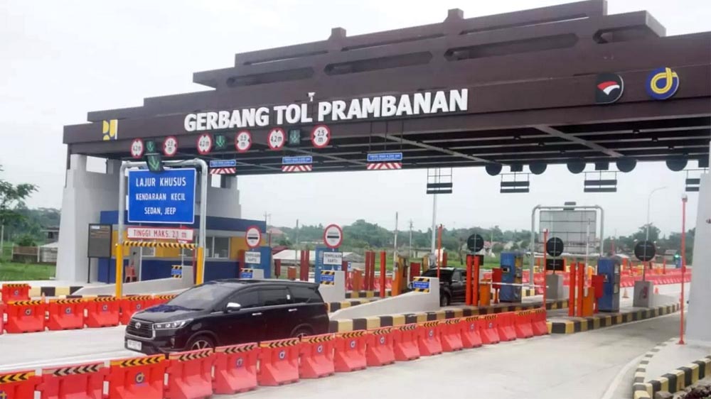 Gerbang Tol Prambanan di Kecamatan Prambanan, Klaten.