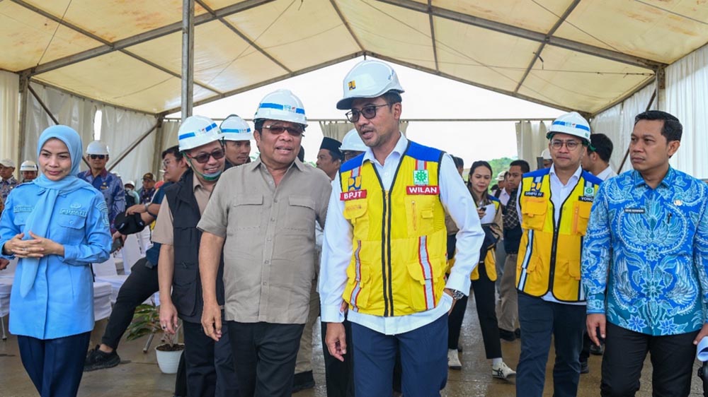 BPJT dan Komisi V DPR RI meninjau Tol Serang&ndash;Panimbang. Seksi 2 hampir rampung dan ditargetkan fungsional saat Lebaran 2026.