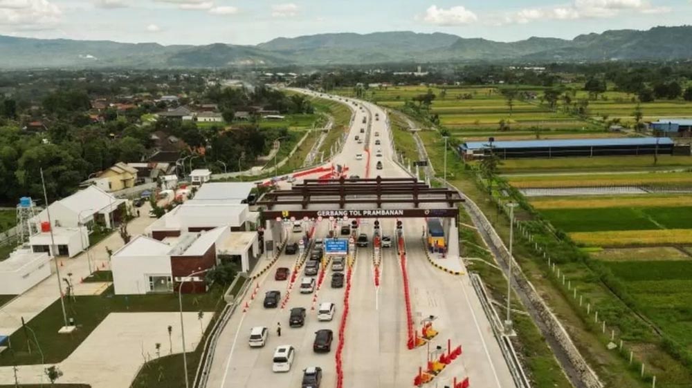 Gerbang tol Prambanan, Jogonalan, Klaten, Jawa Tengah.