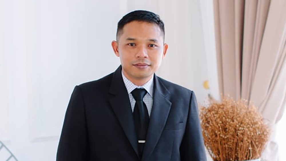 Eko Sutrisno, Ketua DPC Peradi Banyuwangi, konsisten membina advokat muda dan memperjuangkan kepastian hukum bagi masyarakat.