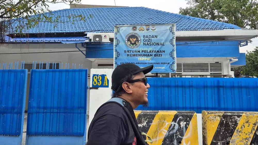 Viral Rumah Kakek 80 Tahun di Surabaya Berubah jadi Dapur MBG, Pelindo Klaim Sah secara Hukum.