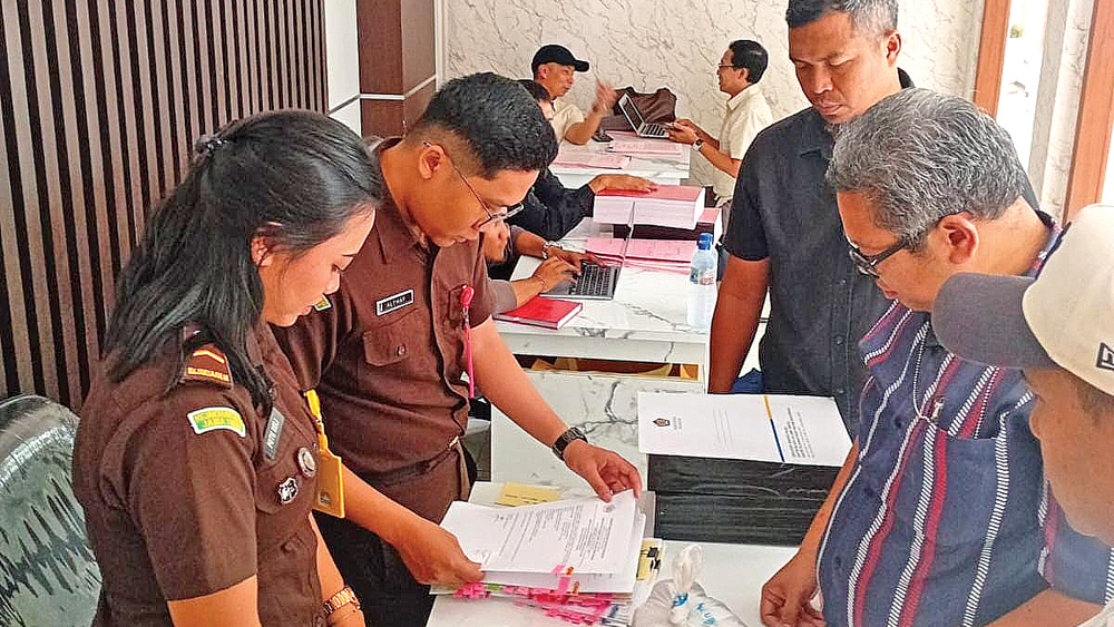 SEGERA DISIDANG: Pihak Kejadi menerima pelimpahan perkara penggelapan pajak dari PPNS Kanwil DJP Jawa Timur III pada Jumat lalu (30/1).