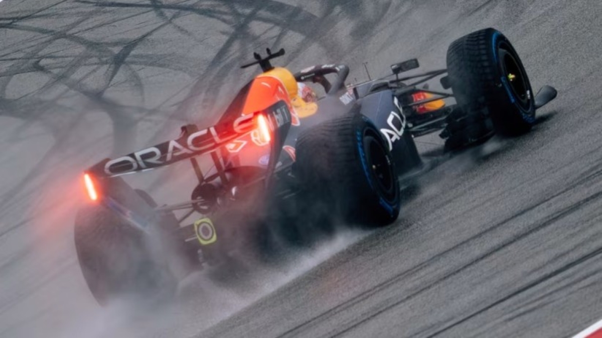 Red Bull memulai era baru dengan power unit mandiri.