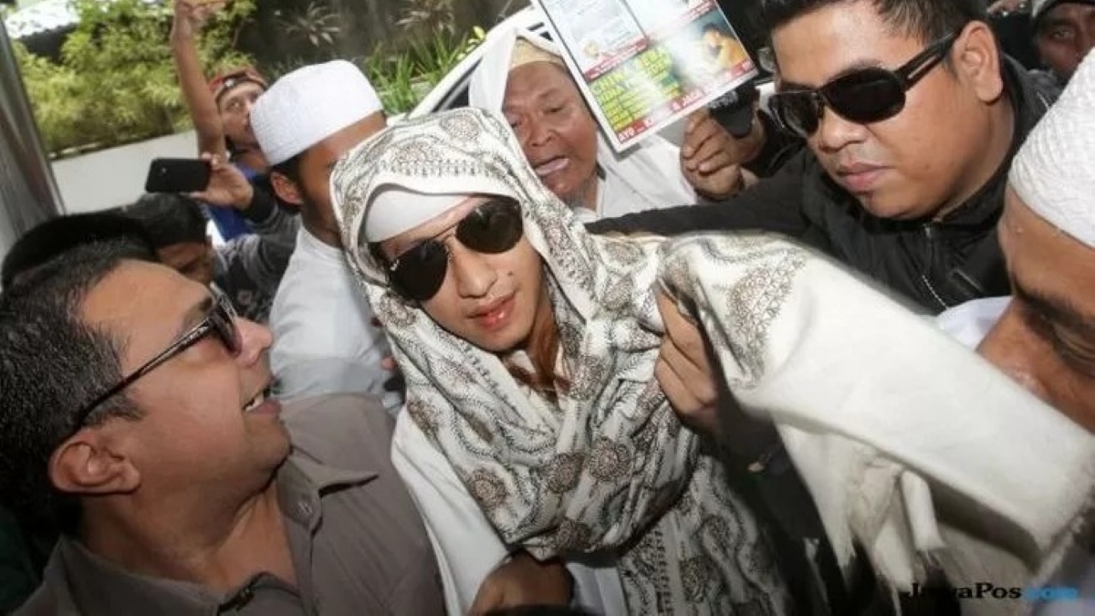 Habib Bahar bin Smith ditetapkan tersangka.