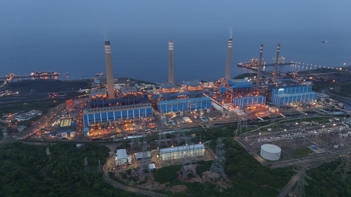 PLN sukses energize GISTET dan SUTET 500 kV Paiton Extension.