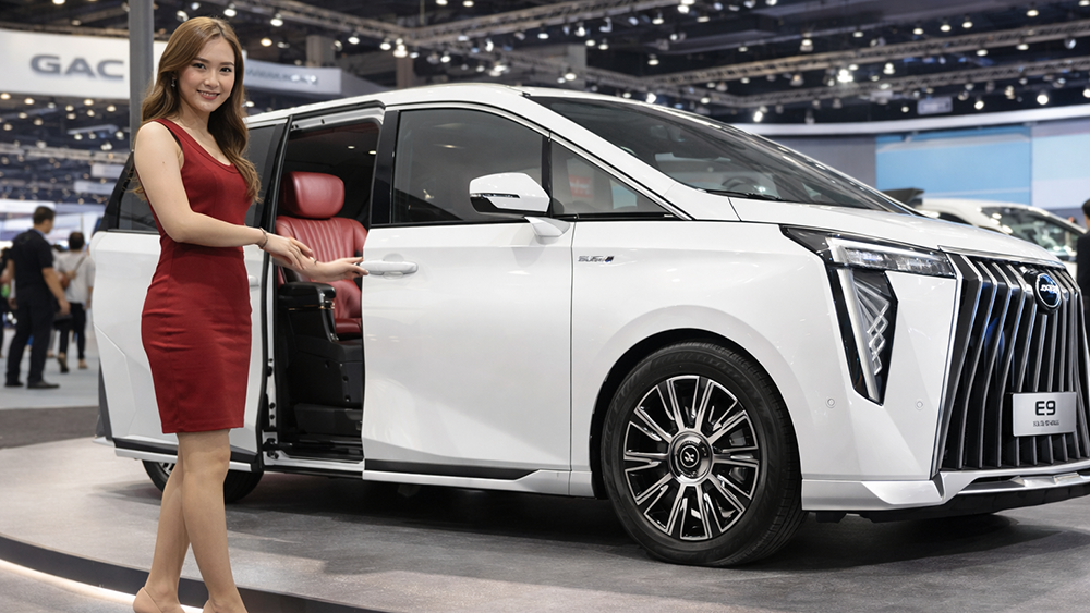 ILUSTRASI: IIMS 2026 jadi panggung debut MPV 7-seater hybrid GAC Indonesia. Kabin mewah, teknologi canggih, dan tenaga besar siap tantang Alphard.