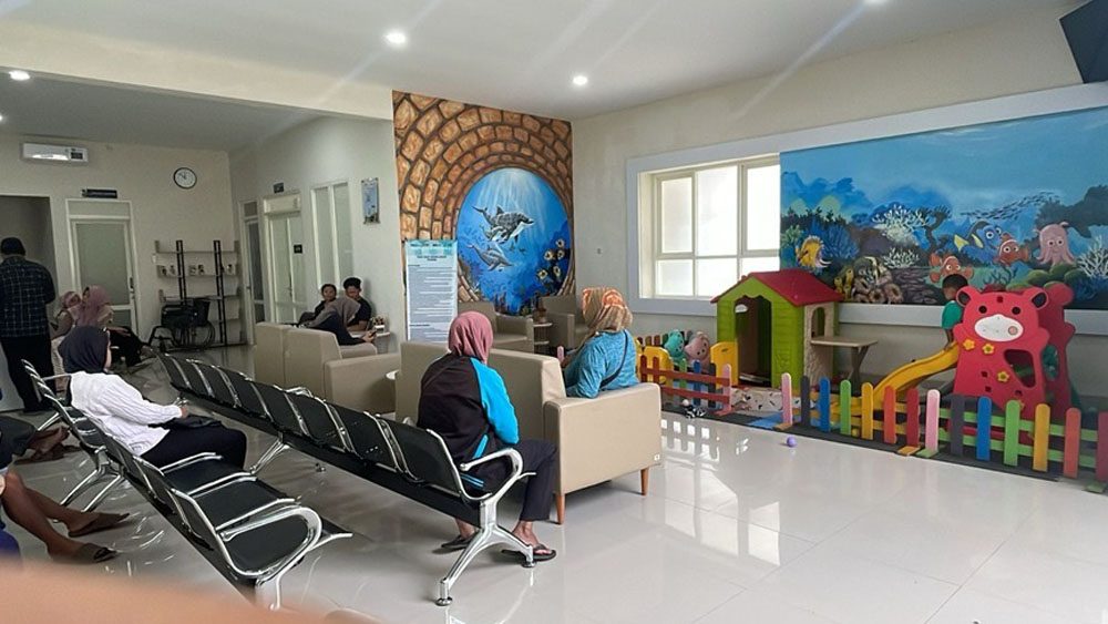 NYAMAN: Suasana poliklinik Cluster Maternity & Pediatric Centre RSU Bhakti Husada yang nyaman khusus untuk pasien ibu dan anak.