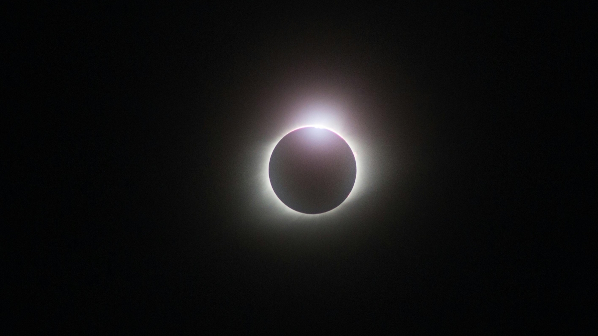 Gerhana Matahari Cincin 17 Februari 2026 jadi gerhana pertama tahun ini.