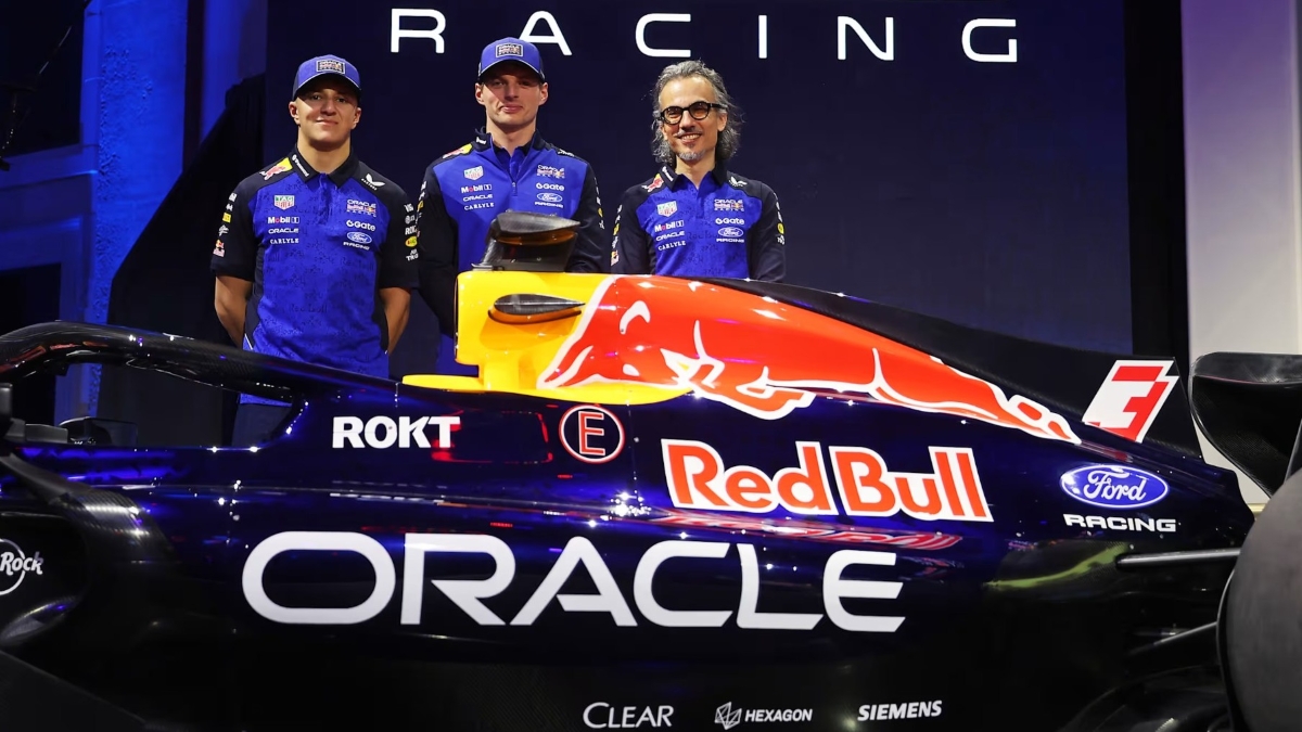 Isack Hadjar ungkap ibunya tahu promosi ke Red Bull lebih dulu.