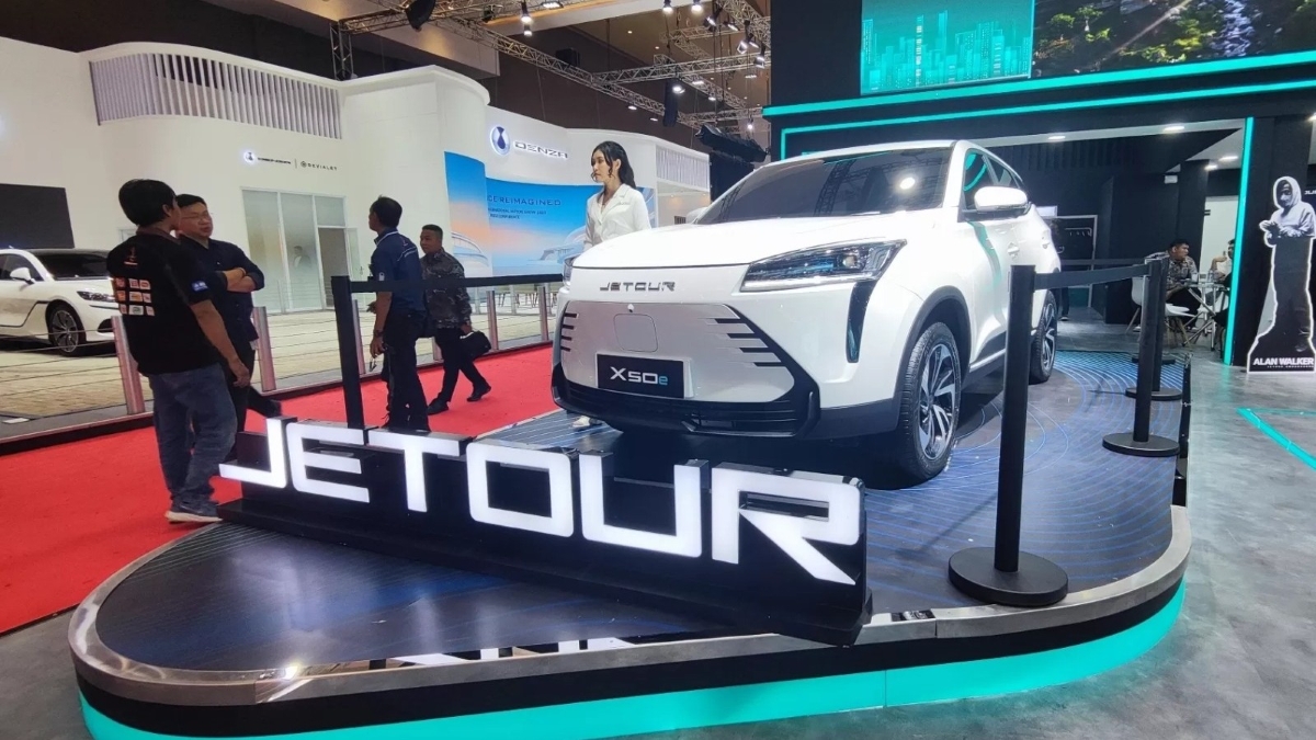Jetour Indonesia investigasi insiden Jetour T2 terbakar.