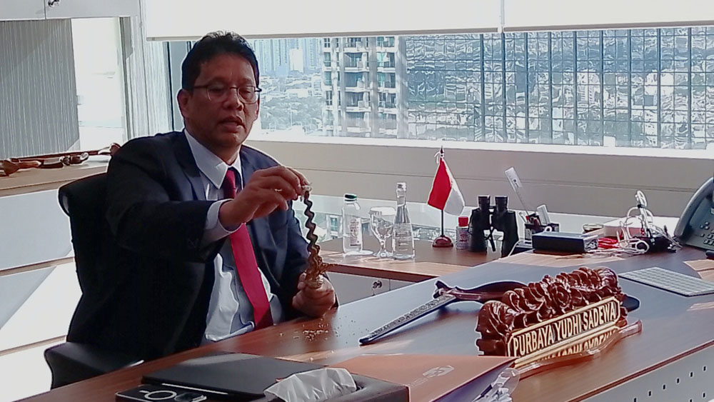 Menkeu Purbaya Yudhi Sadewa menegaskan tak akan intervensi hukum dalam kasus OTT pegawai pajak dan Bea Cukai oleh KPK.