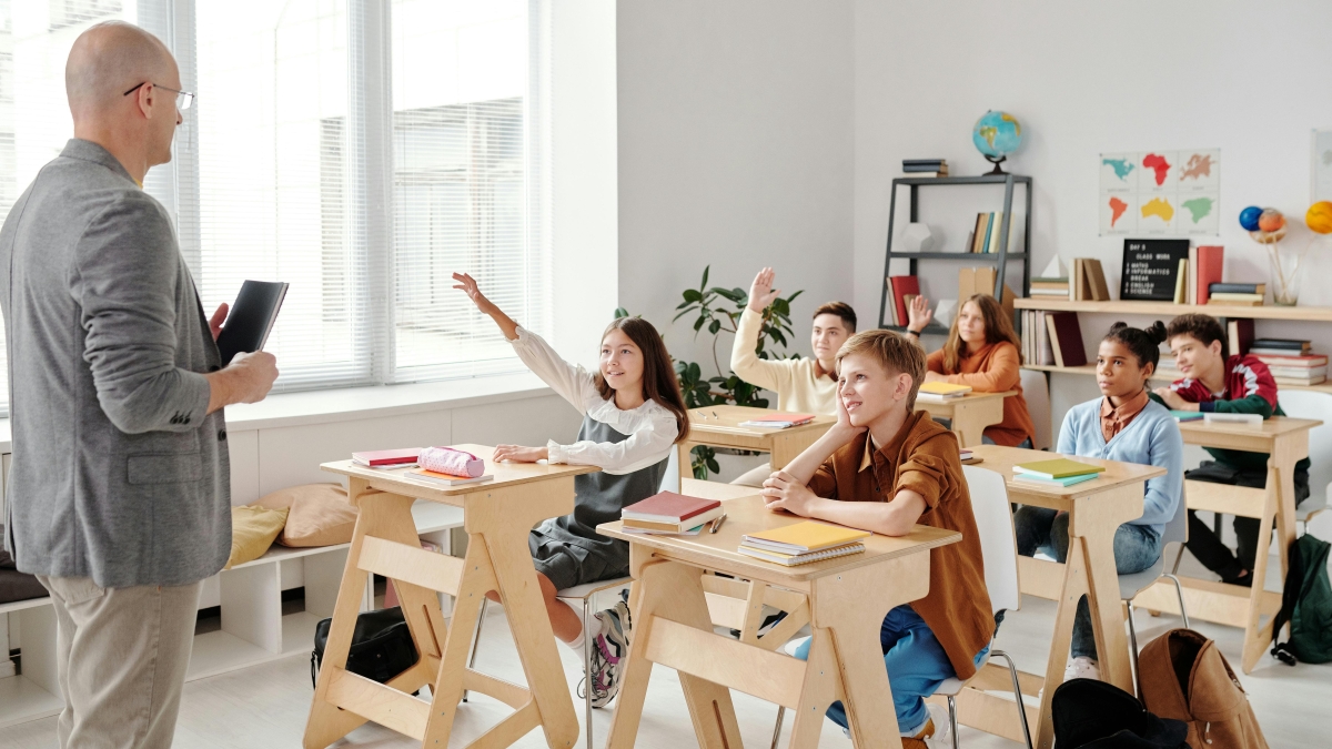 Ahli saraf AS memperingatkan penurunan kecerdasan Gen Z akibat teknologi pendidikan digital.