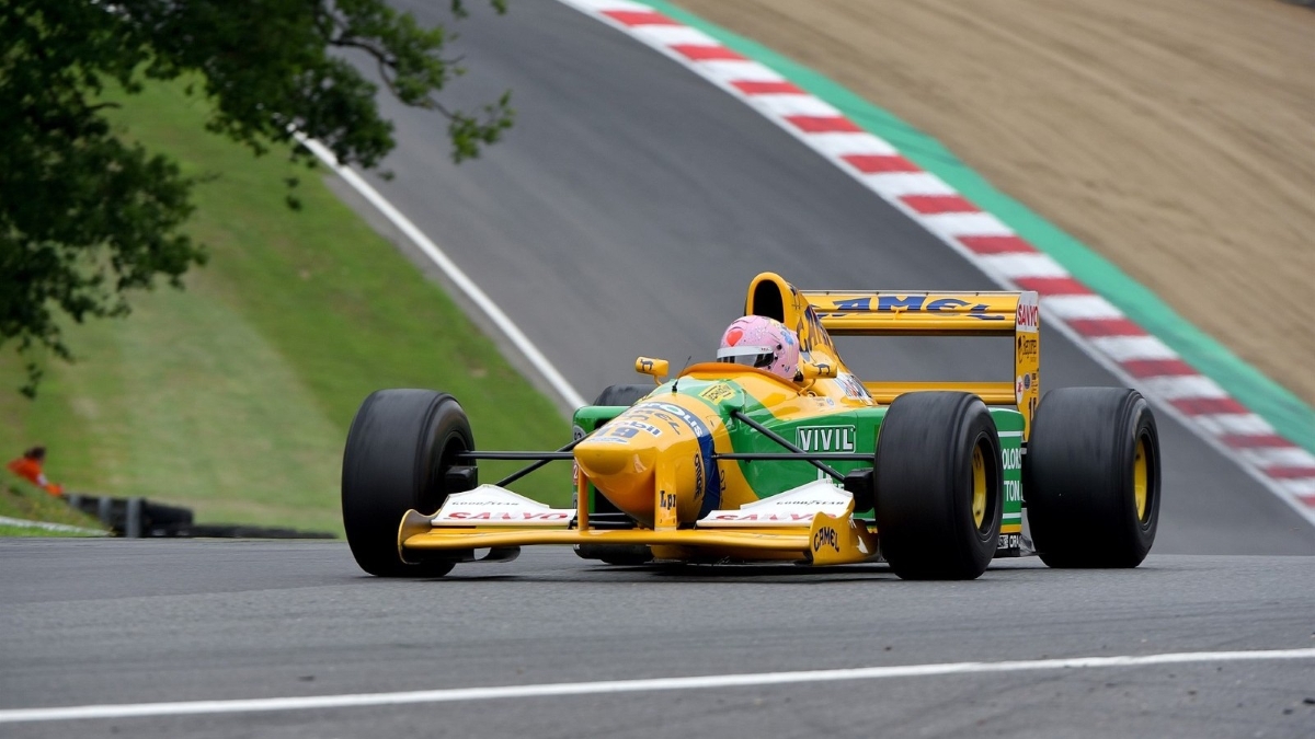 Benetton B192, mobil kemenangan pertama Michael Schumacher di F1 1992.