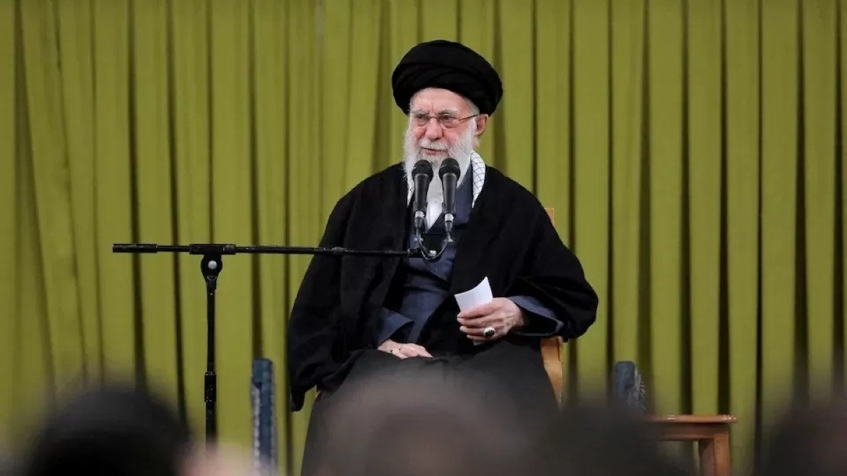 Program rudal Iran tak bisa dinegosiasikan dalam perundingan dengan AS.