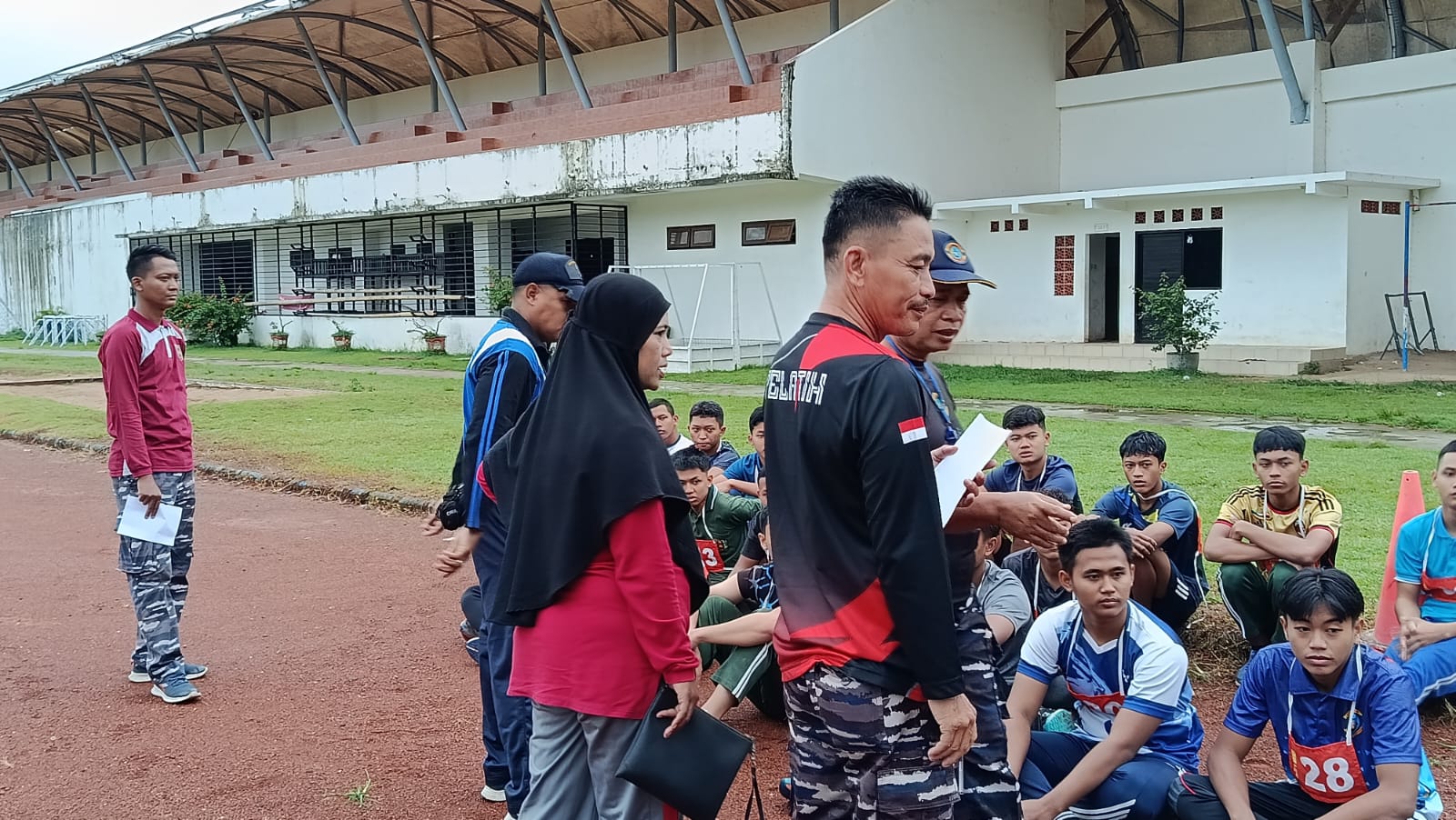 EVALUASI : Diberikan kepada siswa kelas XII yang ingin melanjutkan pendidikan ke TNI/Polri atau sekolah kedinasan guna bisa beraing saat seleksi