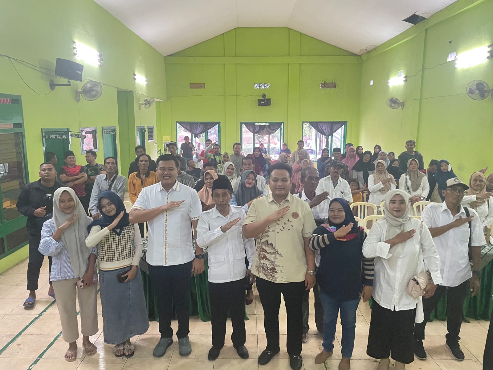 Anggota DPRD Provinsi Jawa Timur Bima Rafsanjani saat menyapa masyarakat di daerah pemilihan (Dapil) 4 Jatim.