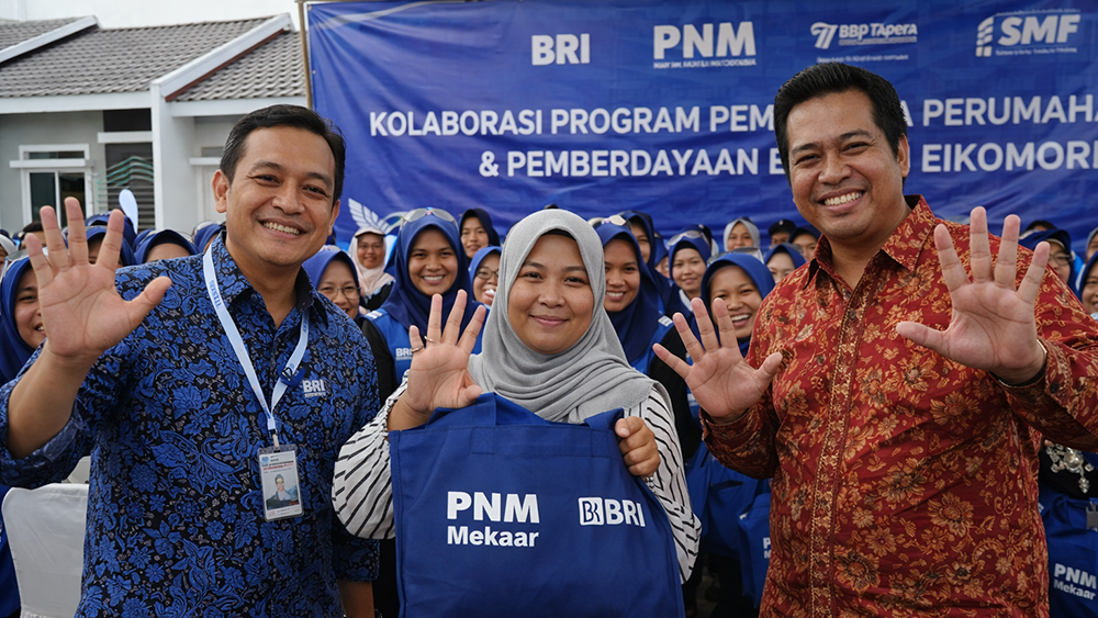 BRI dan PNM turunkan suku bunga 5 persen bagi jutaan nasabah Mekaar, dukung Asta Cita Presiden Prabowo serta pembiayaan 3 juta rumah rakyat.