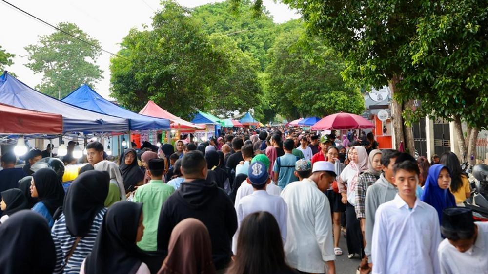 Suasana Pasar Takjil Ramadan tahun lalu di Banyuwangi.
