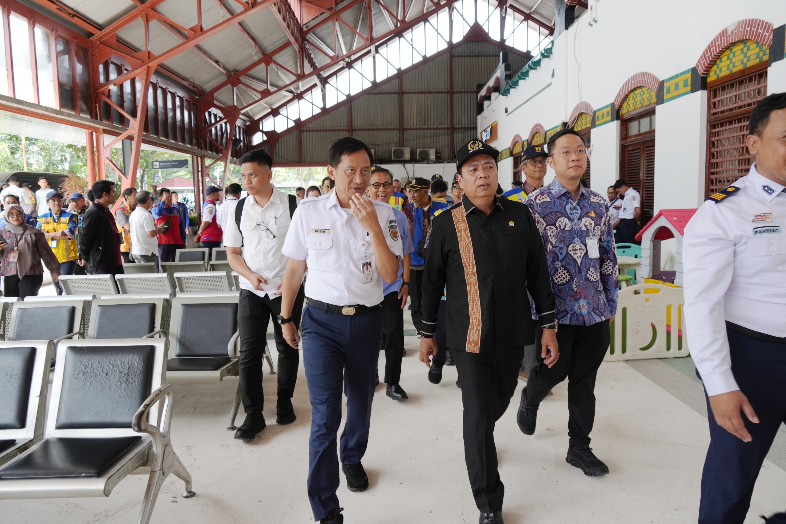 Komisi V DPR tinjau Stasiun Semarang Tawang jelang Lebaran 2026.