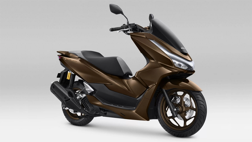 Honda PCX160 memiliki pilihan warna baru yakni Signature Brown.