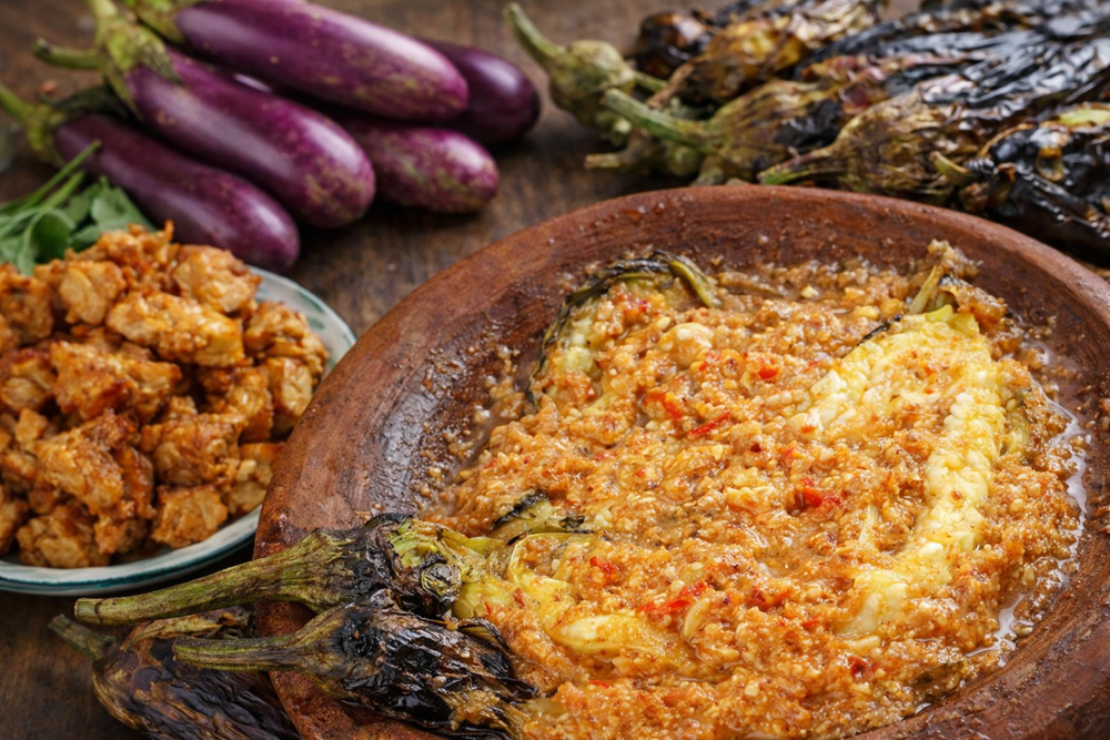 Resep terong bakar sambel kacang ala Rumkitchen Jember, menu buka puasa Ramadan sederhana, pedas gurih dan bikin nagih.