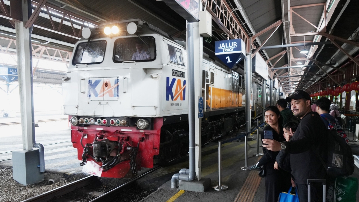 305.828 penumpang padati kereta api Daop 4 Semarang saat Angkutan Lebaran 2026.