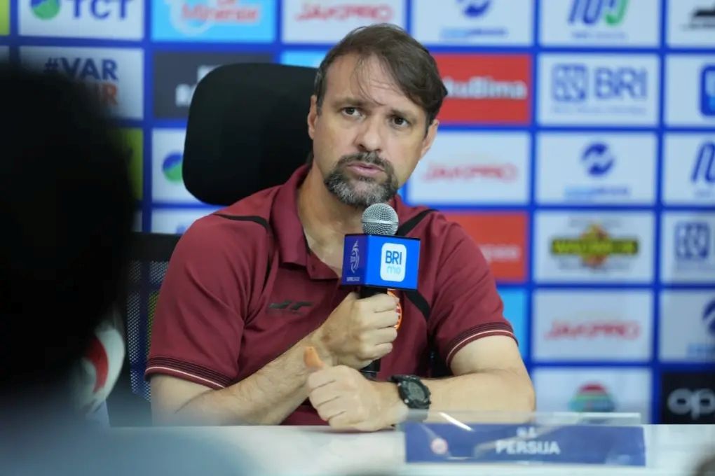 Pelatih Persija Jakarta, Mauricio Souza.