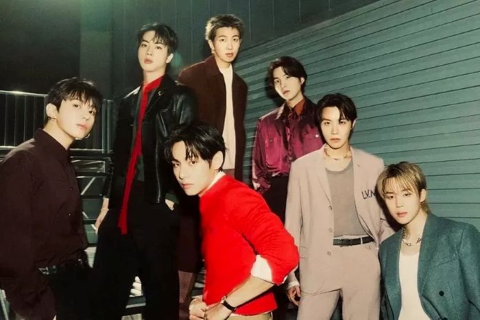 BTS rilis tracklist album ARIRANG dengan SWIM sebagai lagu utama.