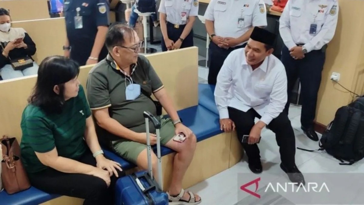  DPR minta KAI tambah gerbong.